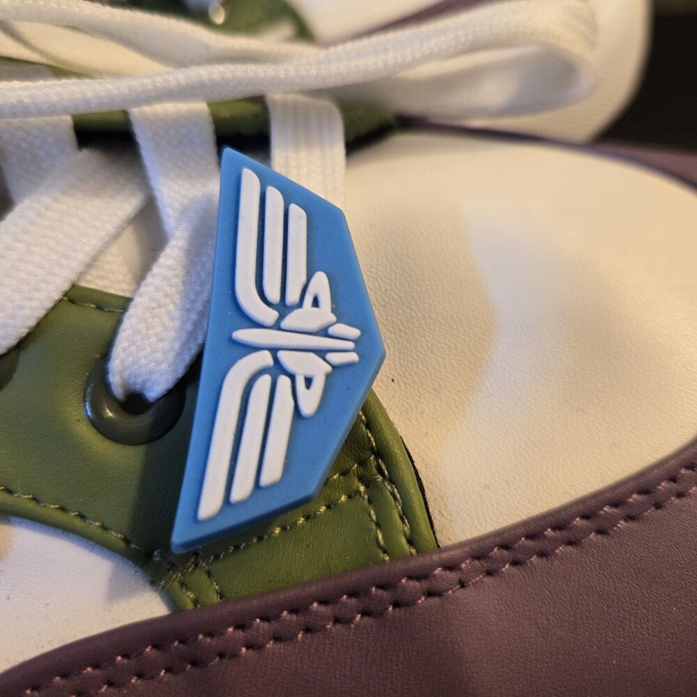 Disney Pixar Buzz Lightyear Shoes Mens Size 10 Toy Story Green Purple Sneakers - Picture 4 of 7